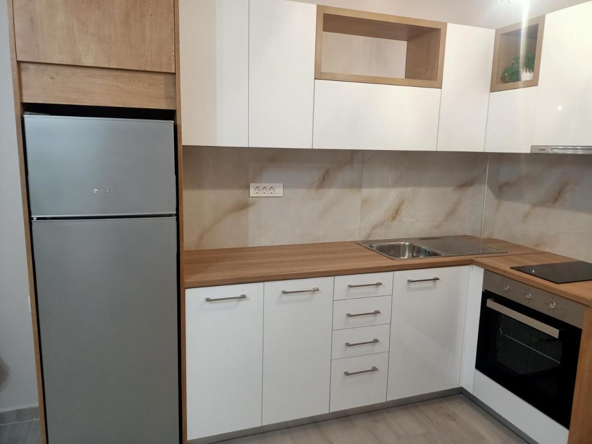 Almiriki Studios & Apartments 알리케스 외부 사진