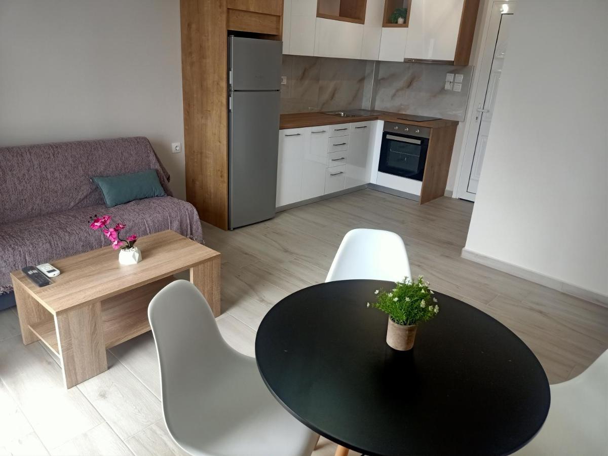 Almiriki Studios & Apartments 알리케스 외부 사진